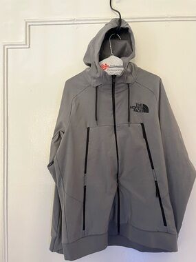 The North Face Men's Gray Zip-Front Performance Hoodie
